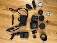 Canon EOS M50 + EF-M 15-45mm IS STM + EF 50mm STM + EF-EOS M Adapter + Kiegészítők